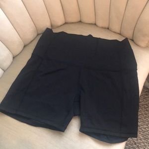 Lululemon Spandex Short